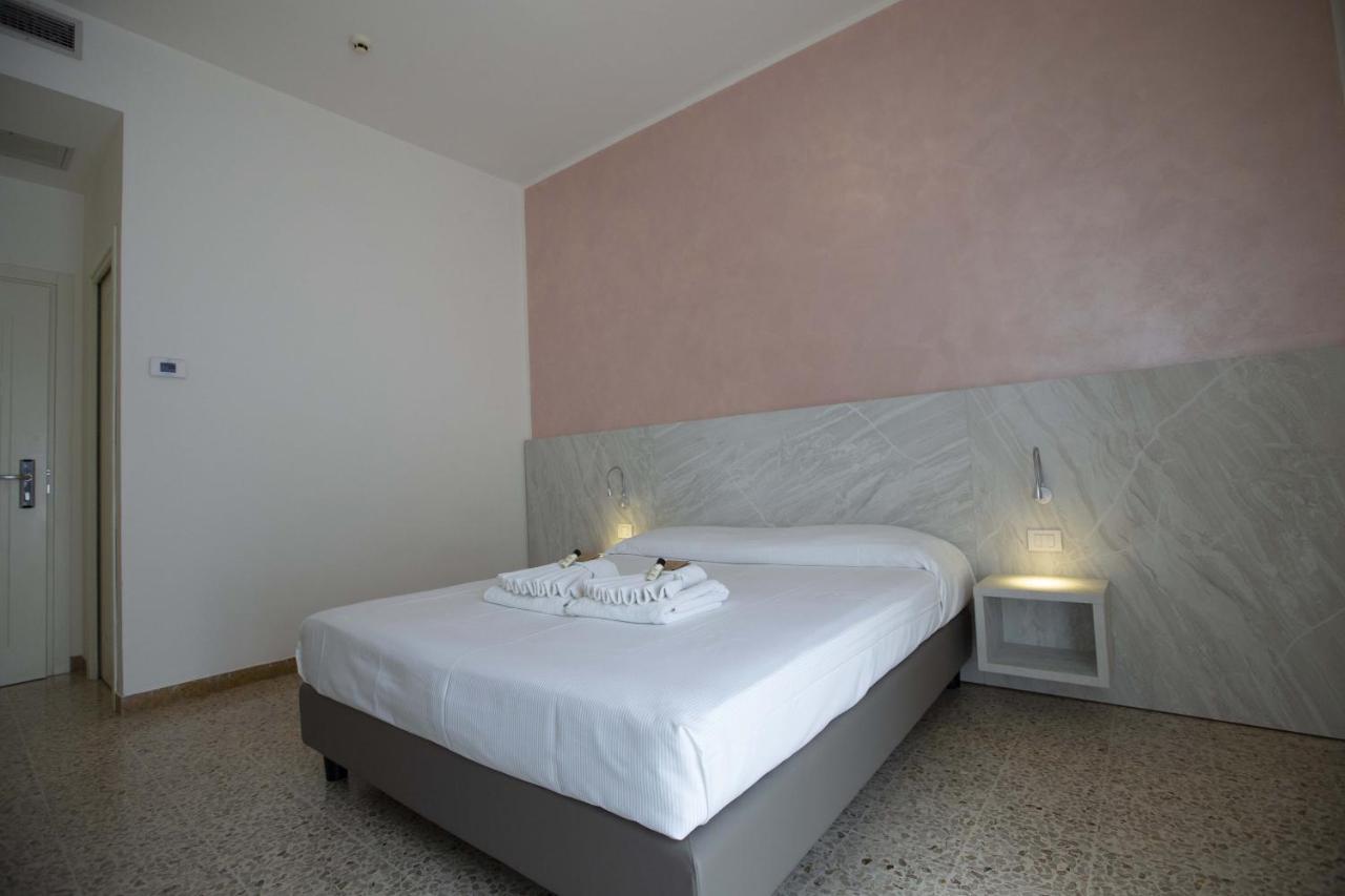 Hotel Confort 3*