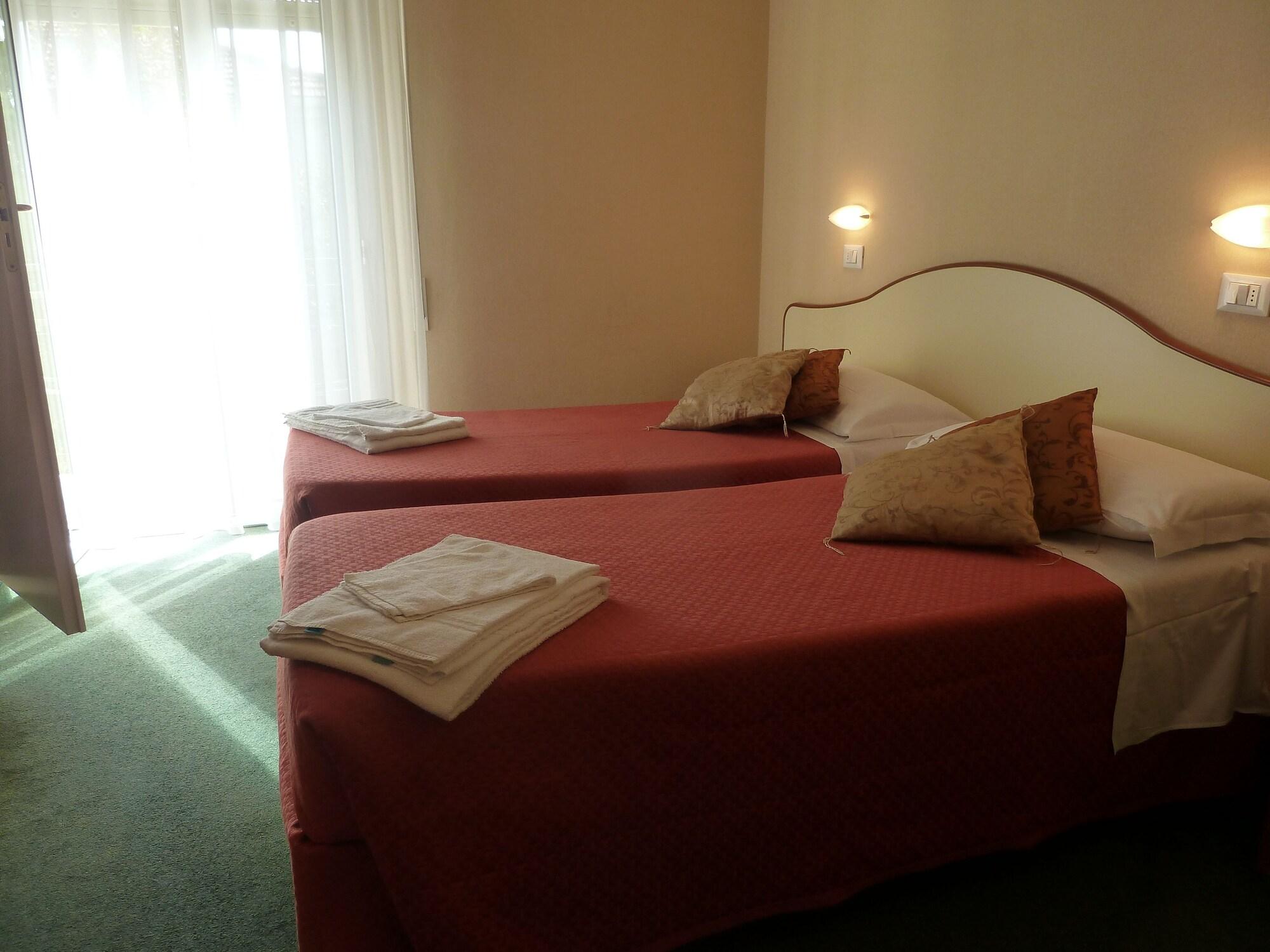 Crosal Hotel Rimini