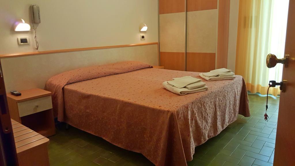 Hotel St. Moritz 3*