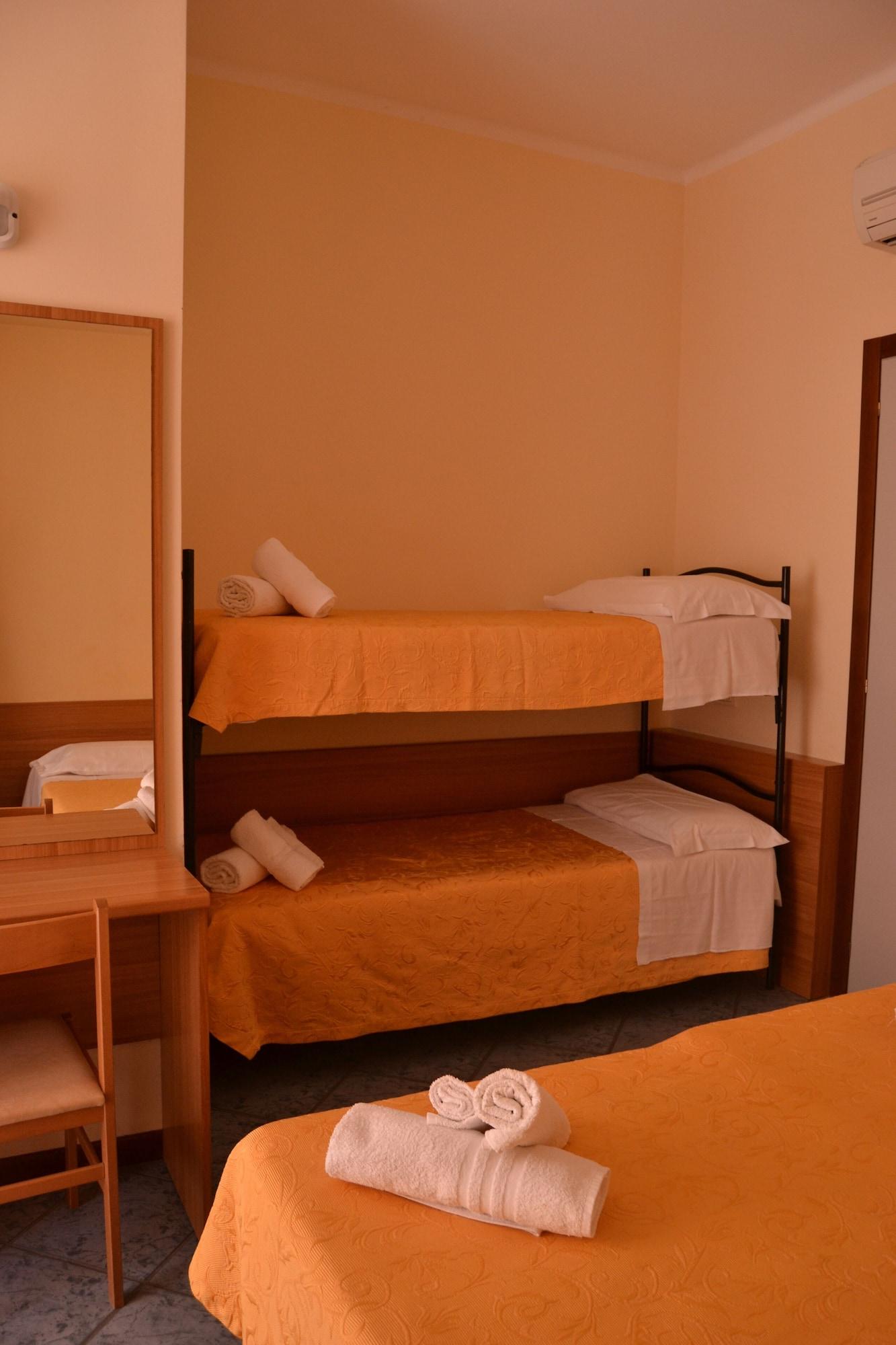 Corona Hotel 3*