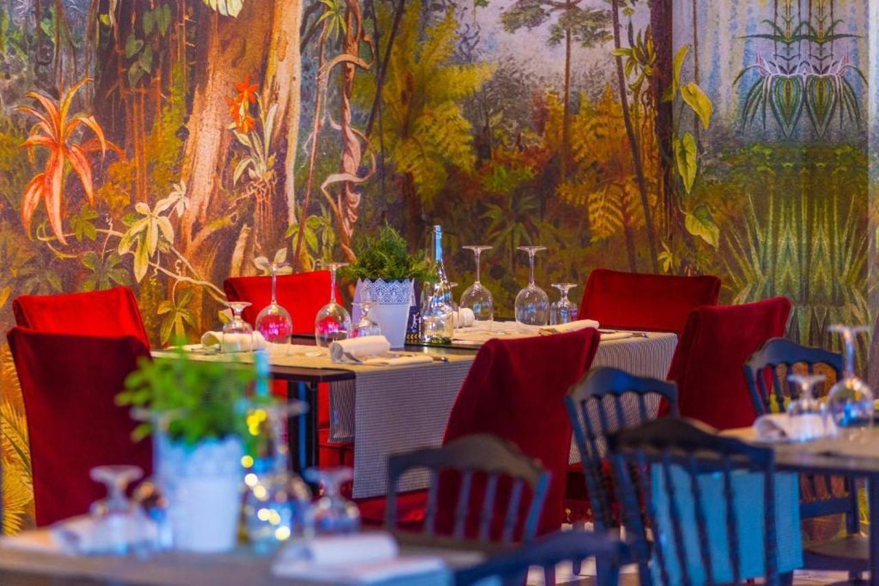 Admiral Art Hotel