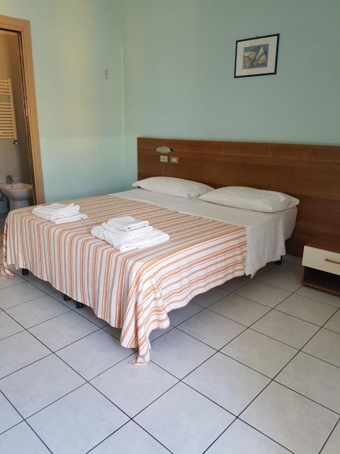 Acapulco Hotel 3*