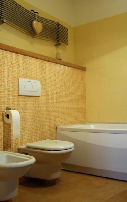 Frally Intero Alloggio, Appartamento. Apartment *