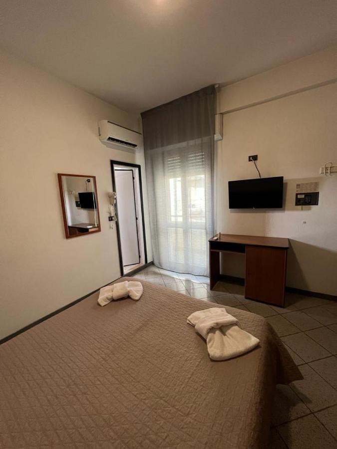 Liston Hotel
