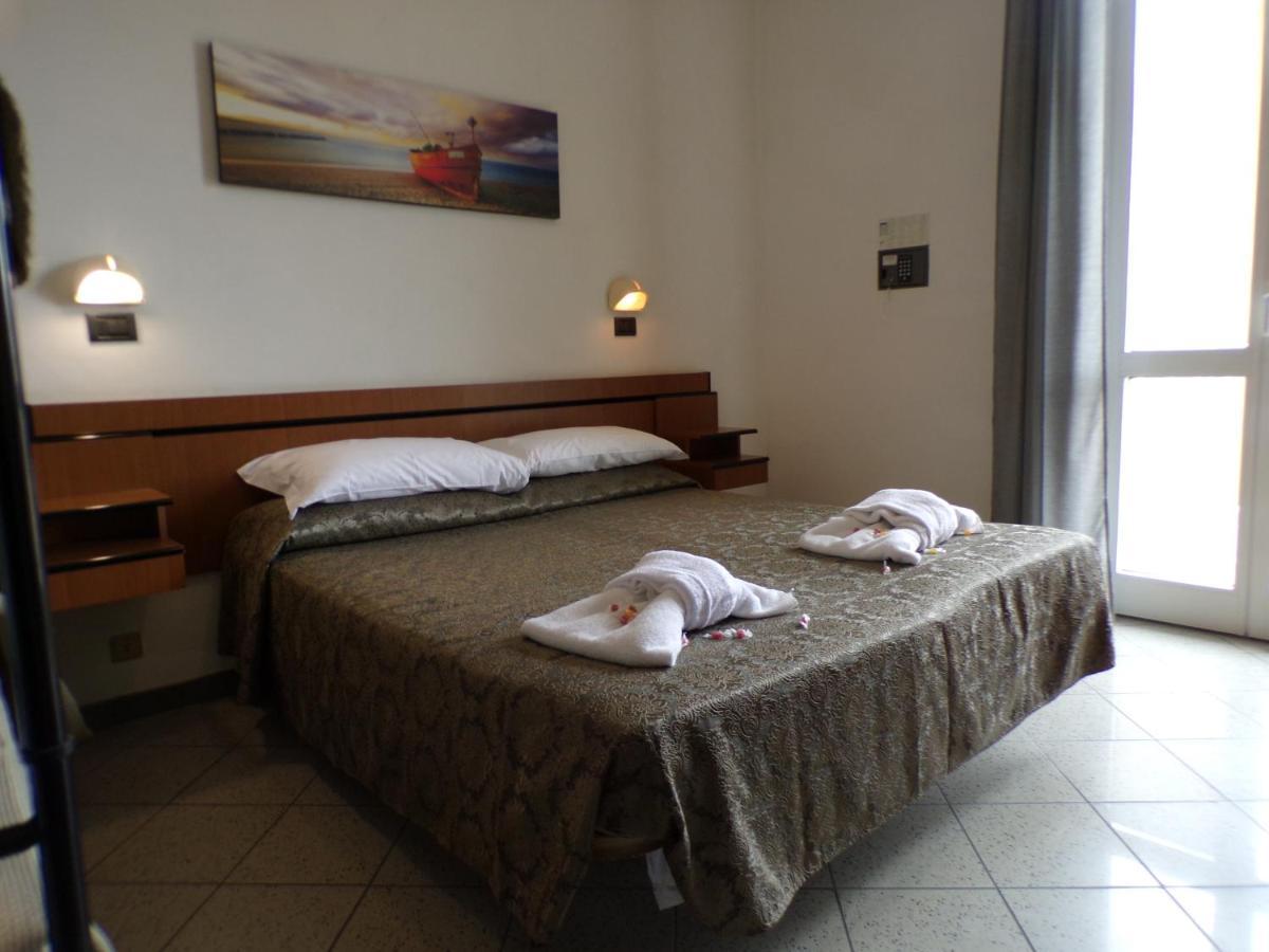 Hotel Liston 3*