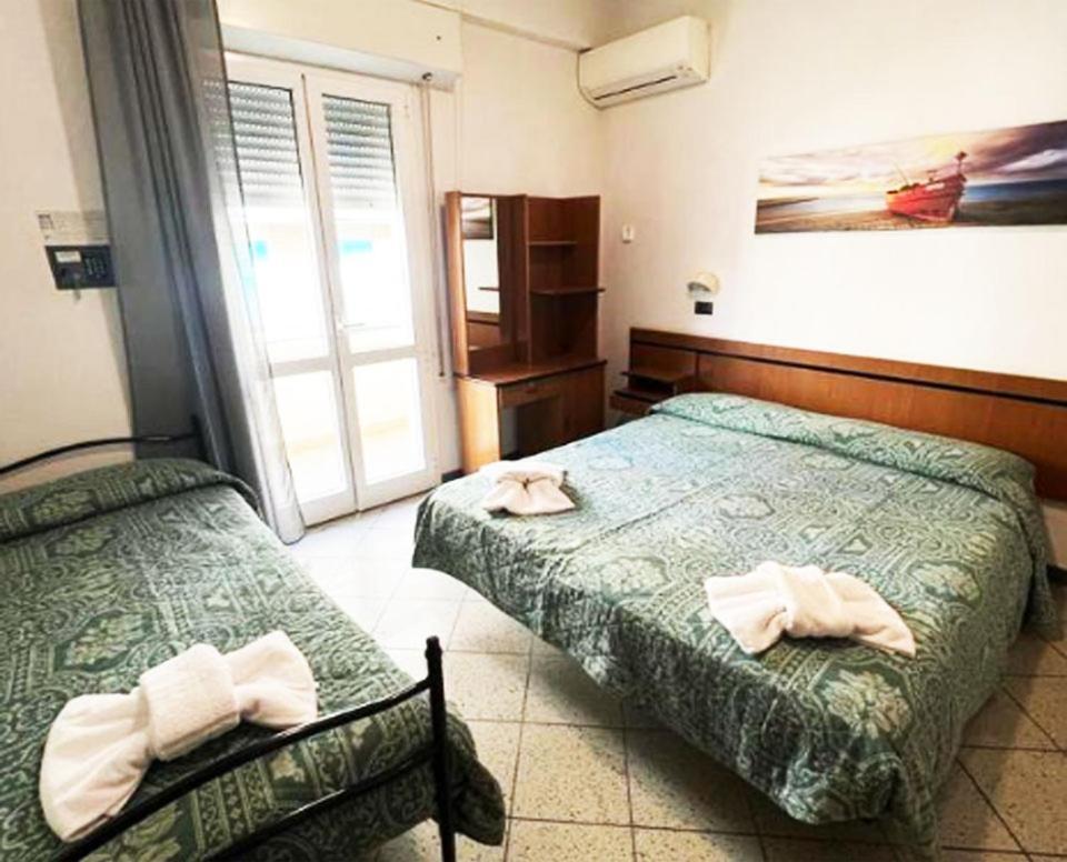 Liston Hotel