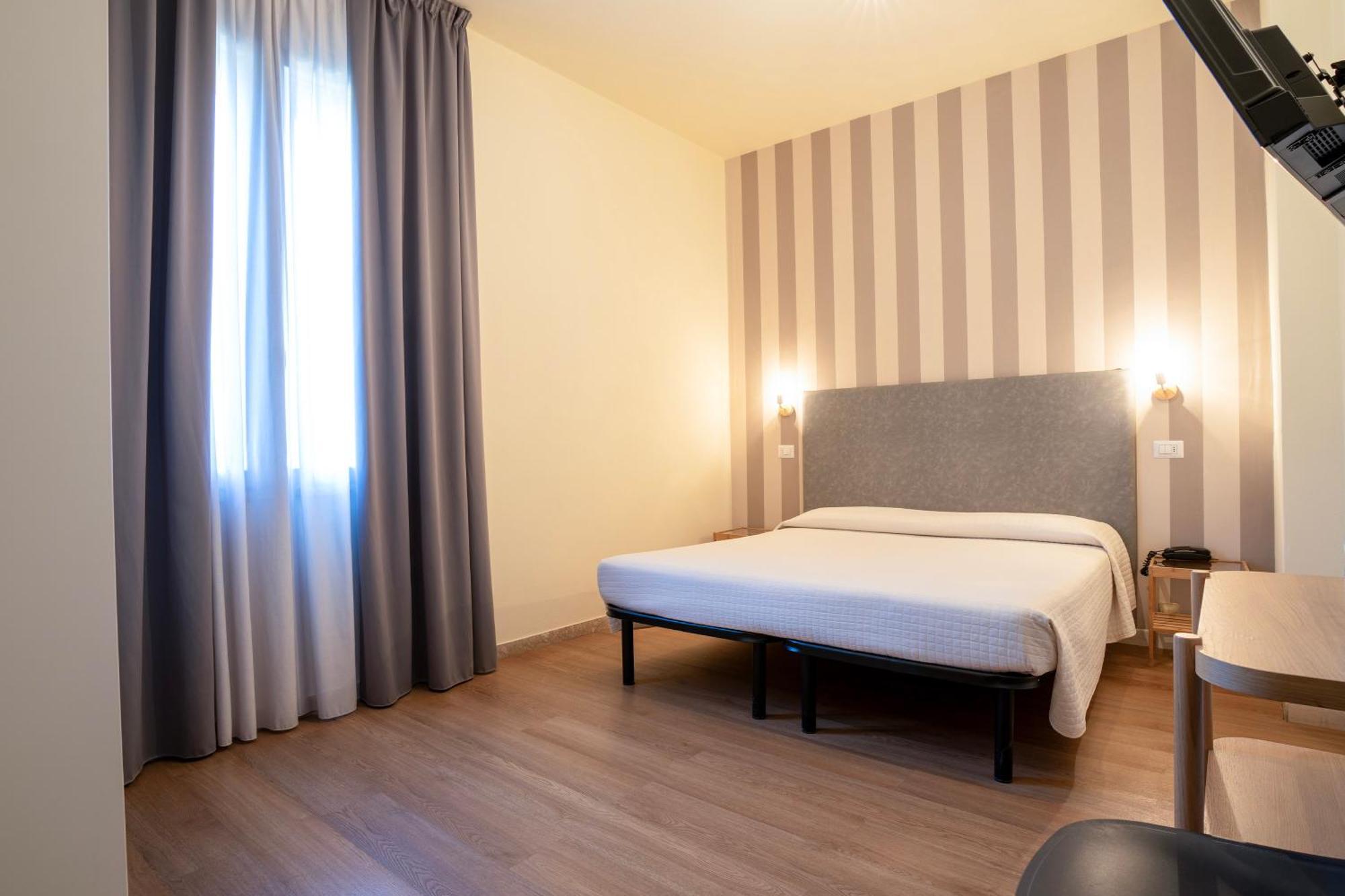 Hotel My Place