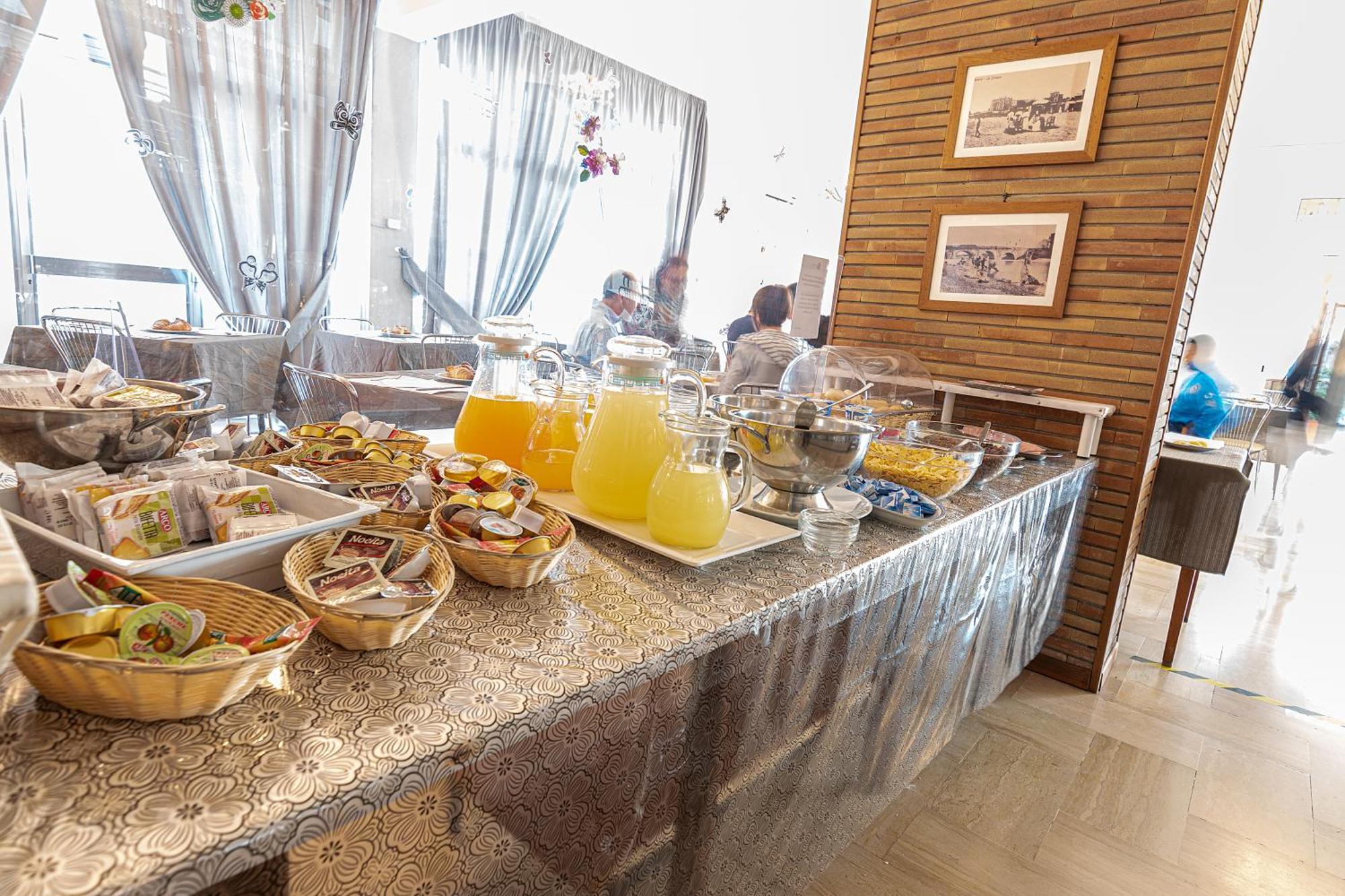 Lily Hotel Rimini