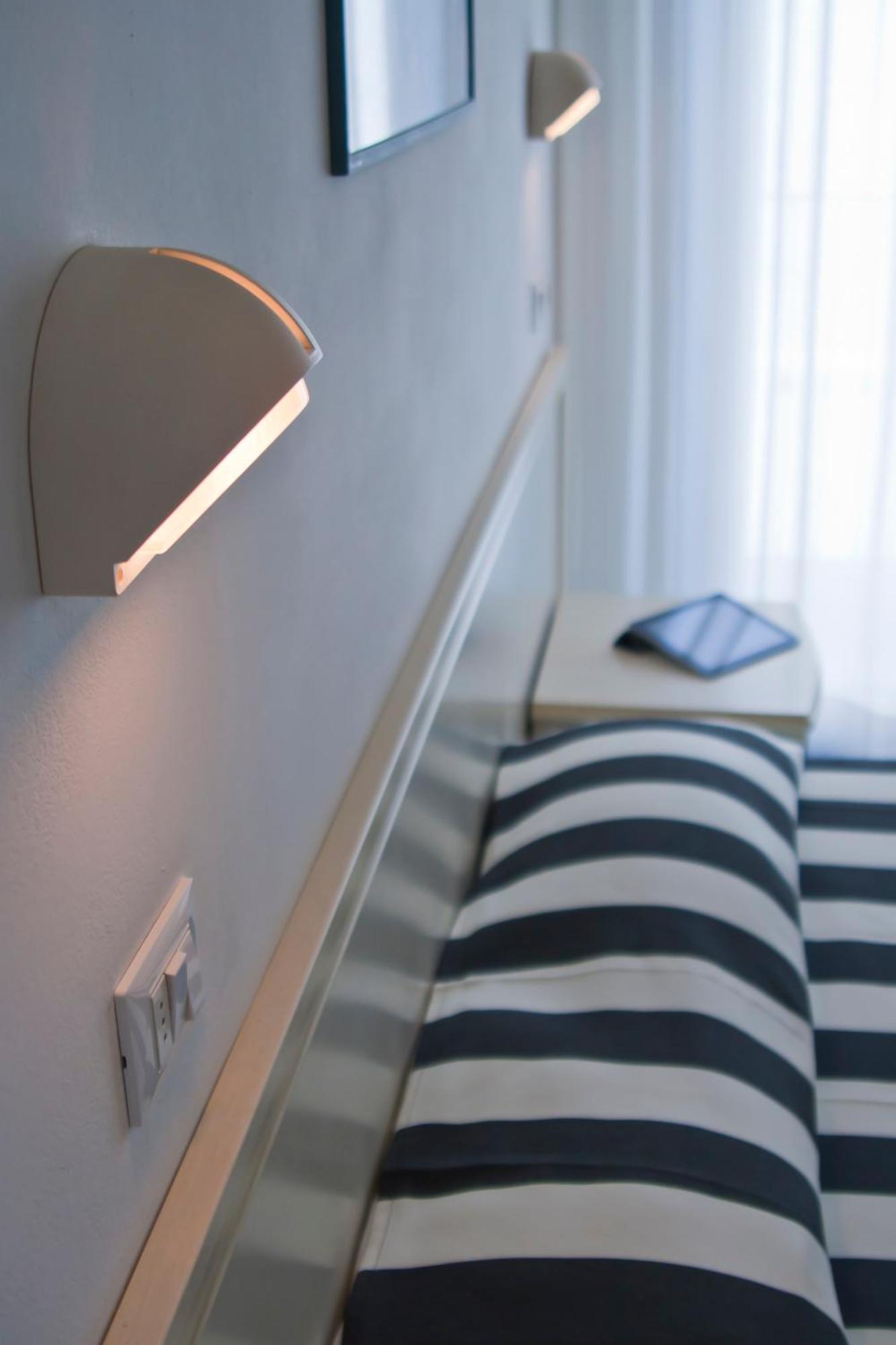 Aparthotel Divina 3*