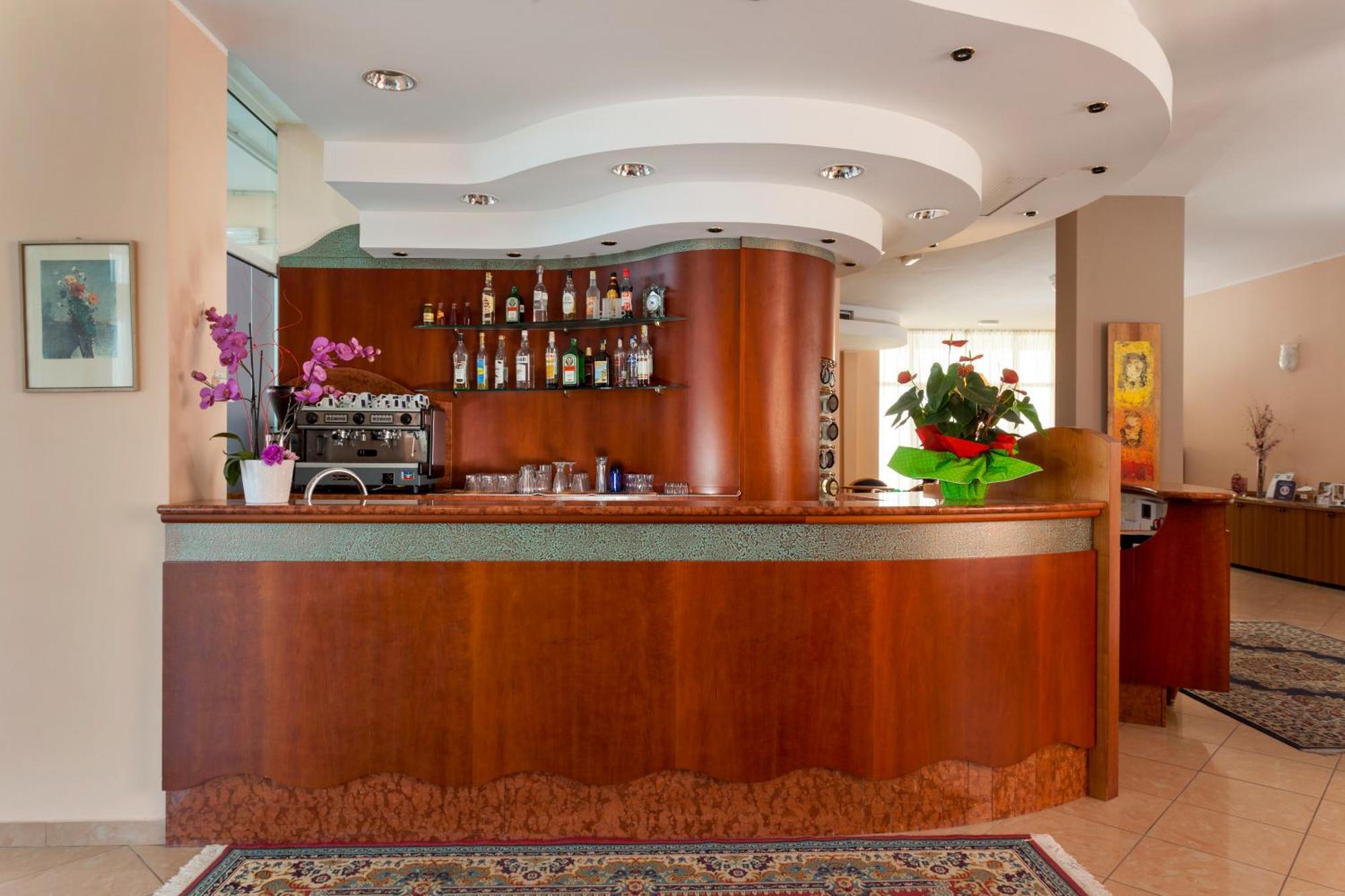 Aparthotel Piccadilly 3*