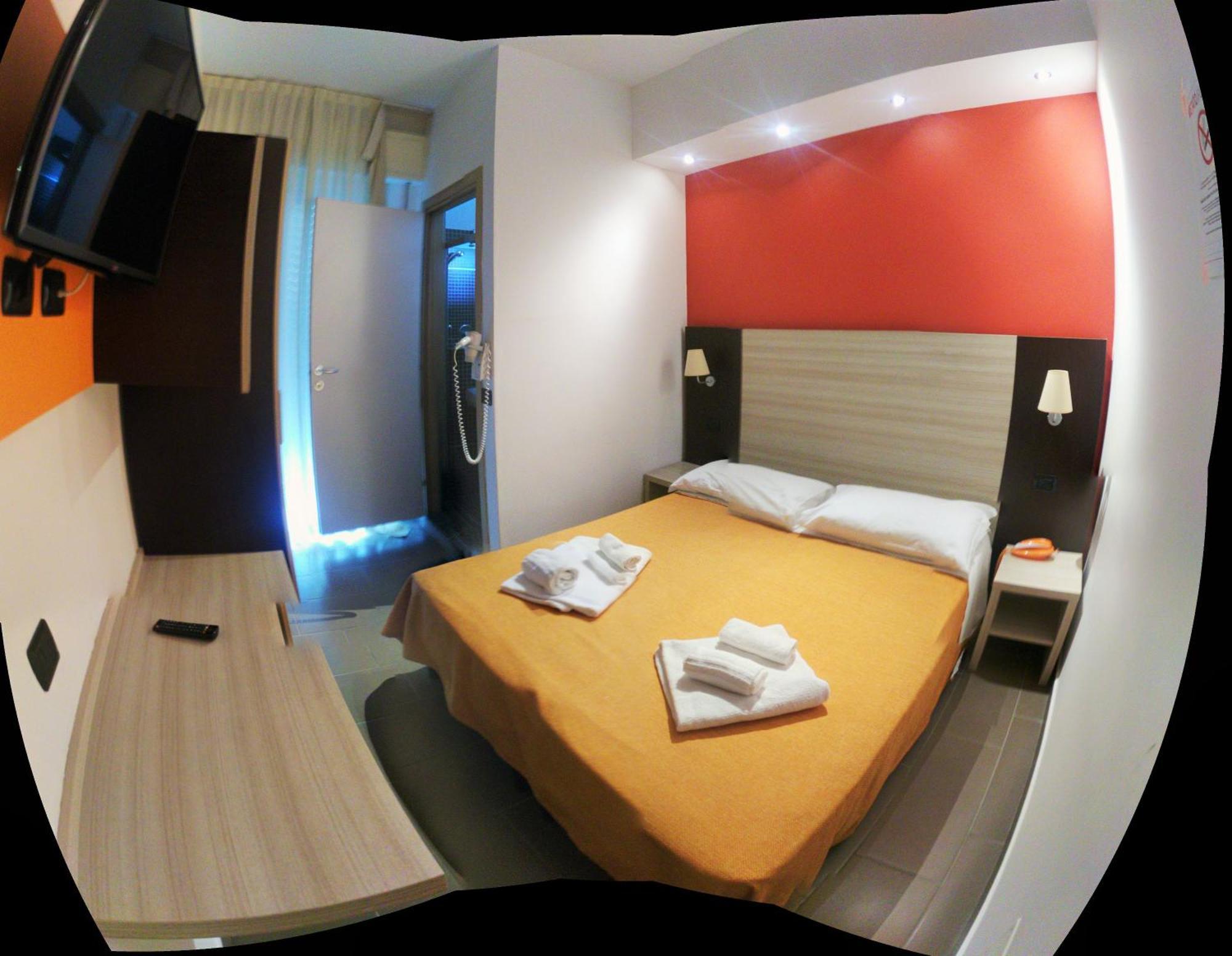 Hotel Aurora Mare 3*