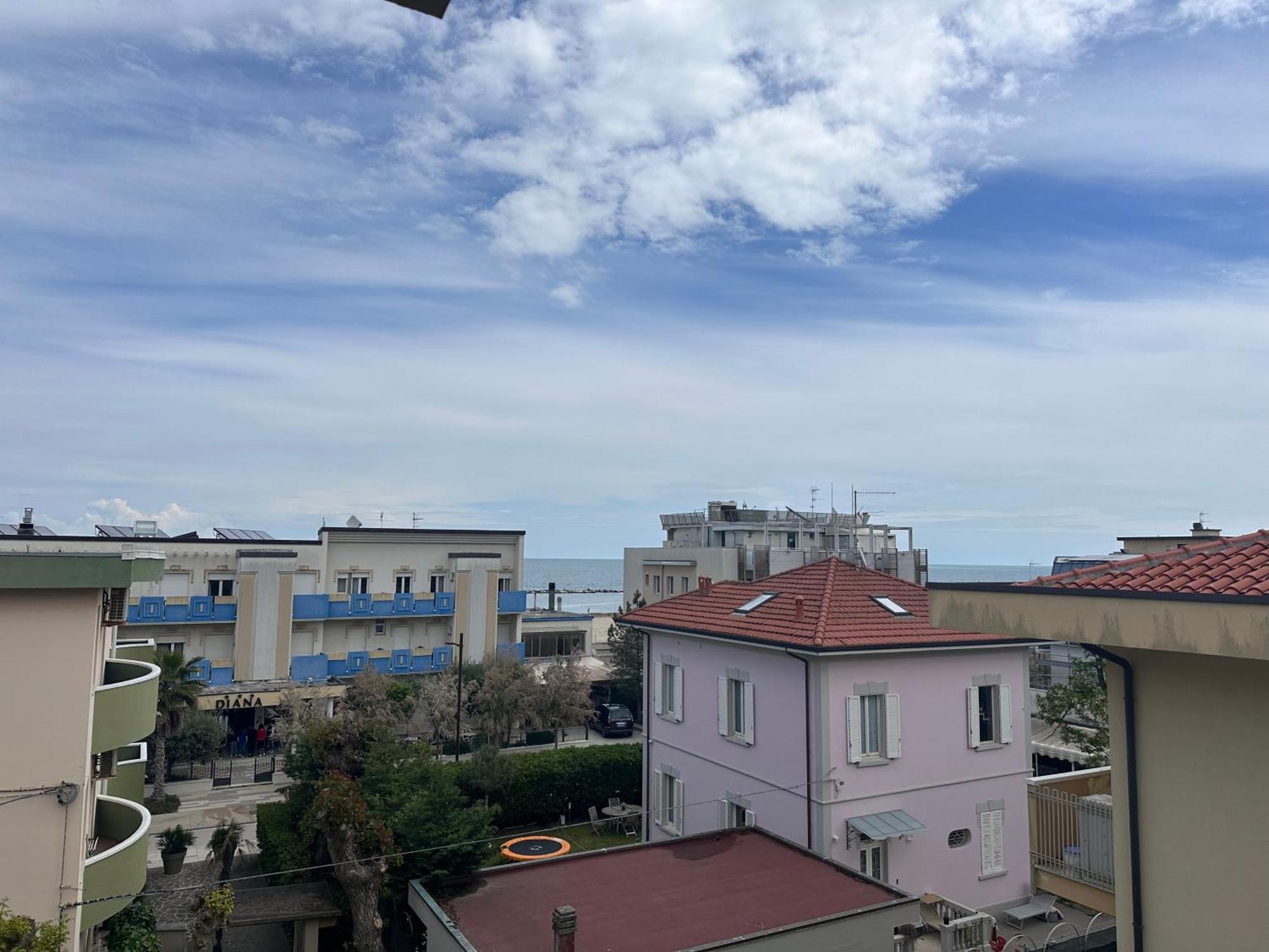 Your Family - Il Lupo Affitta Apartment