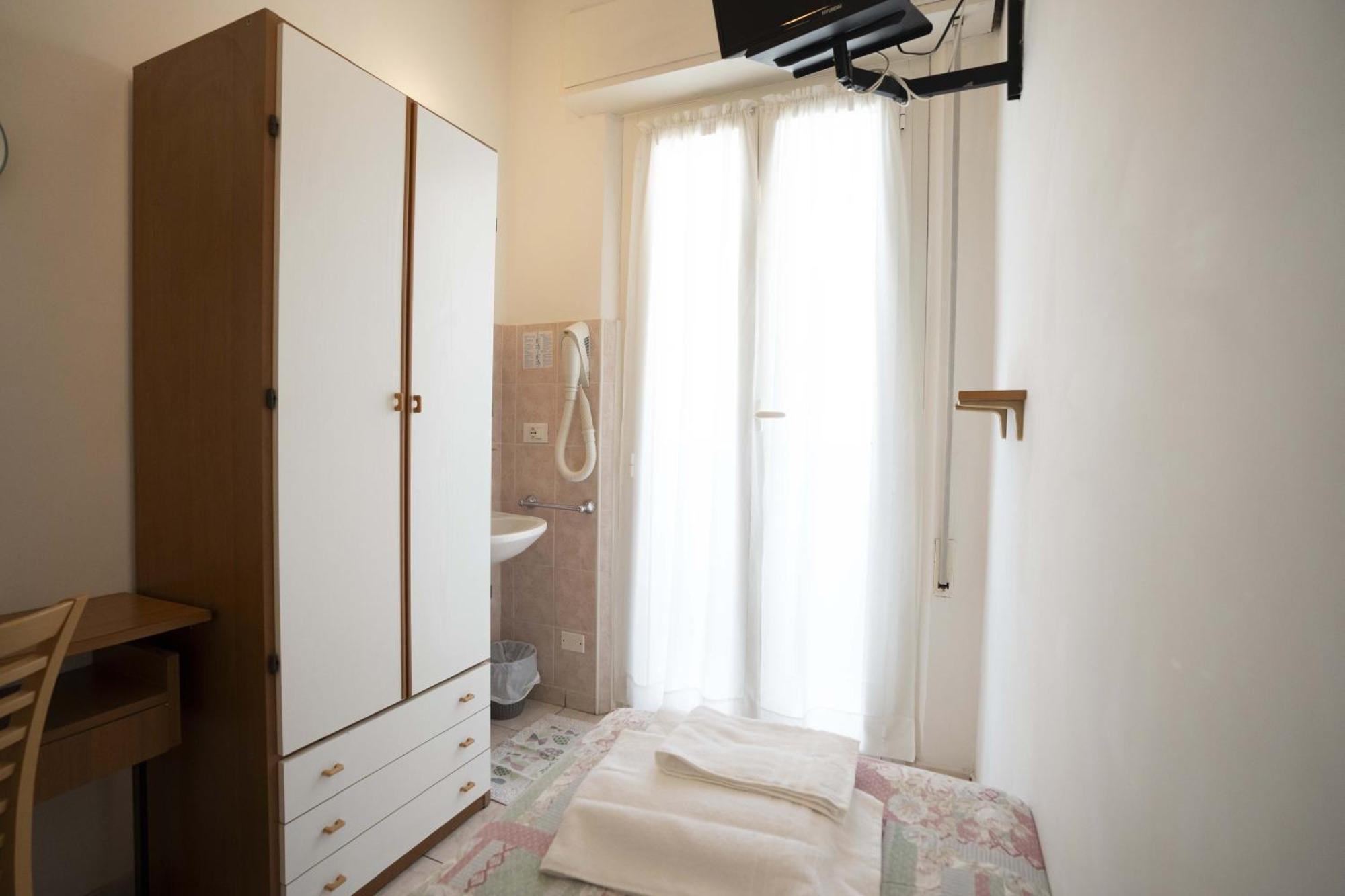 Hotel Odeon 2*