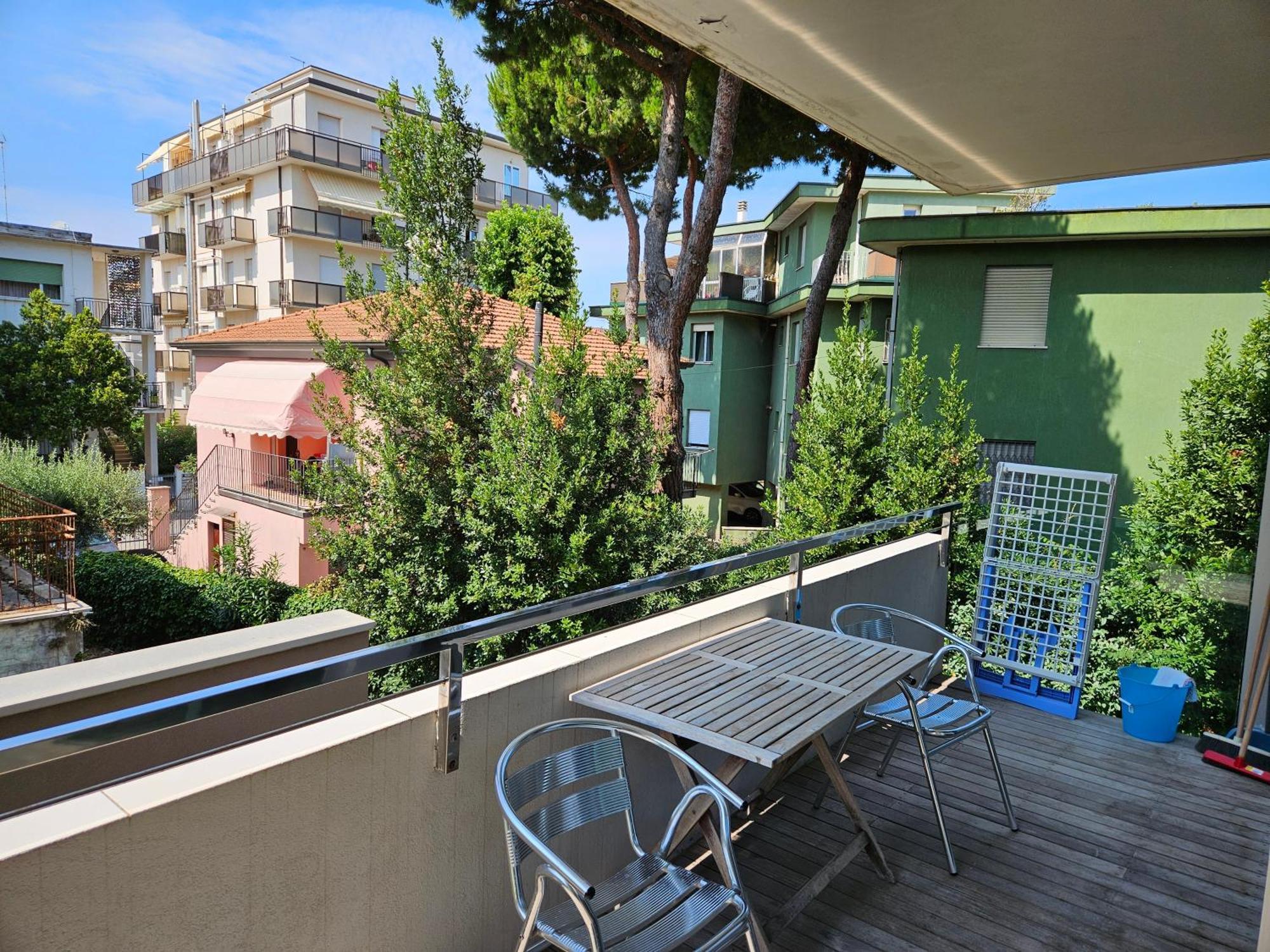 Delfina Aparthotel