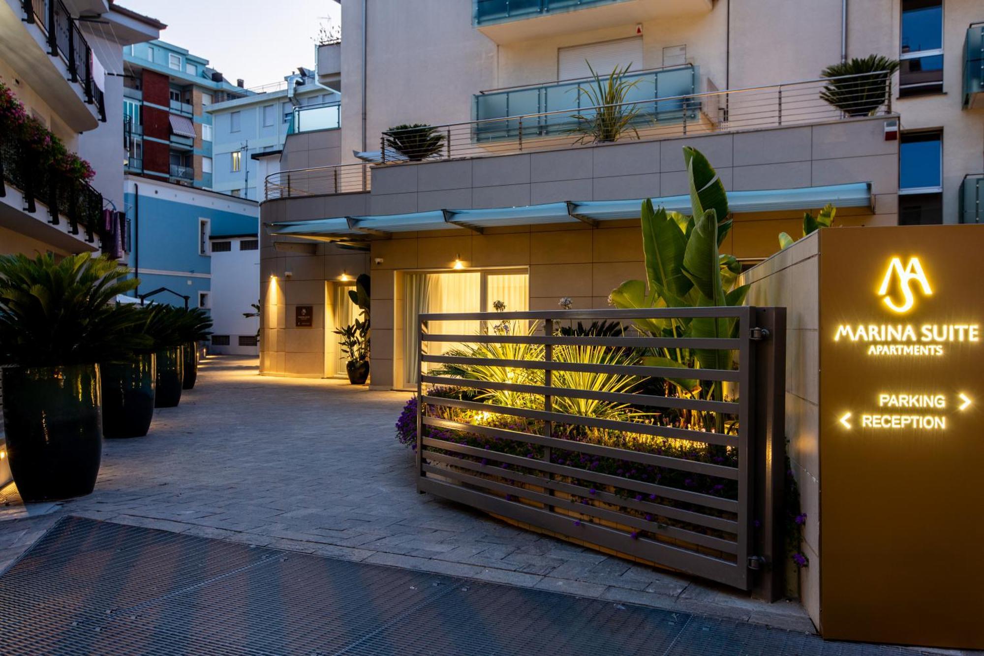 Marina Aparthotel