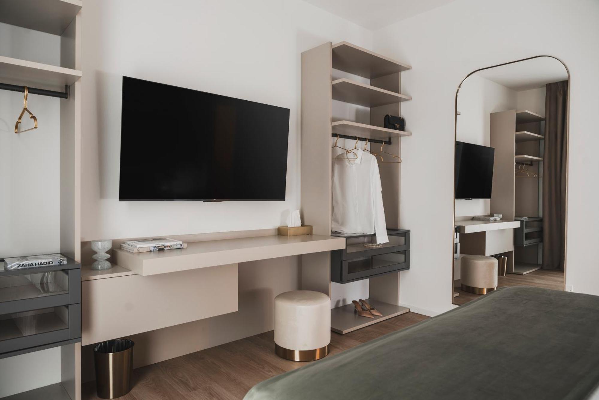 Marina Aparthotel *