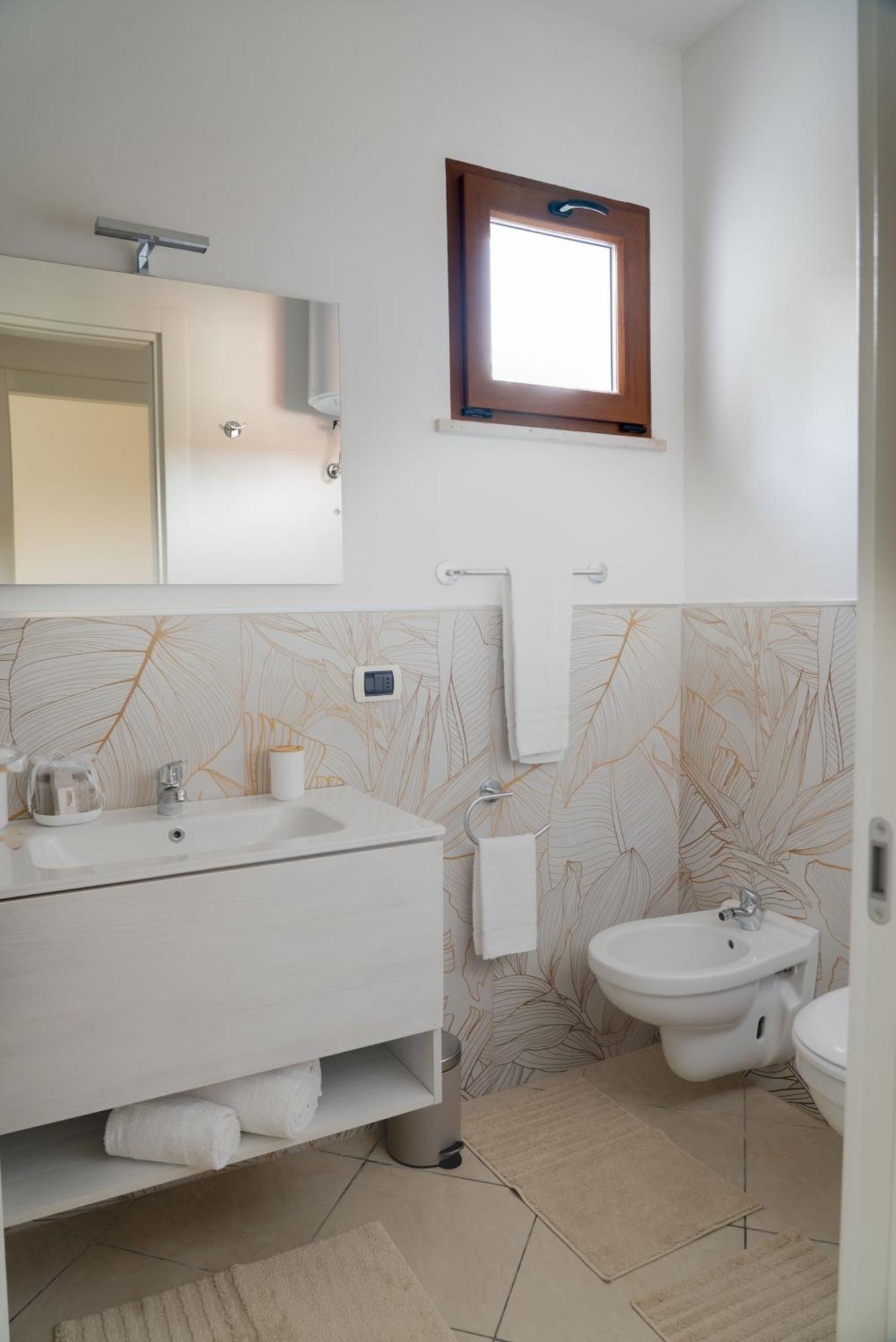 Aparthotel Yellow 3*