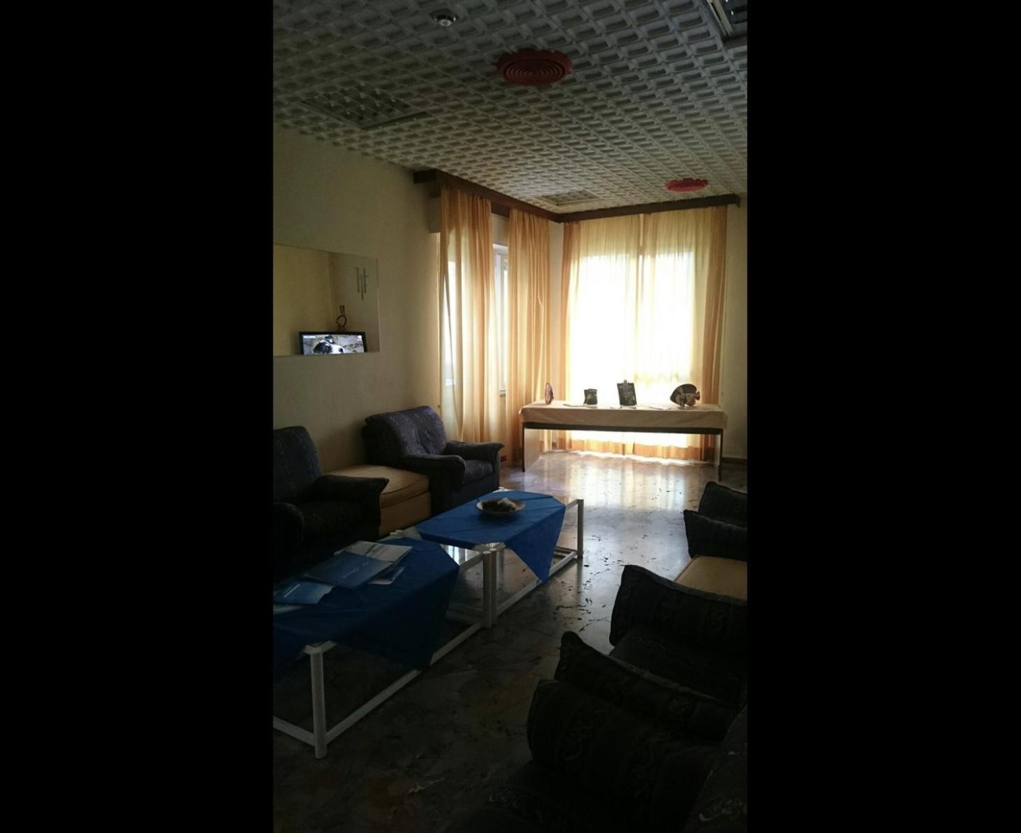 Riviera Hotel *