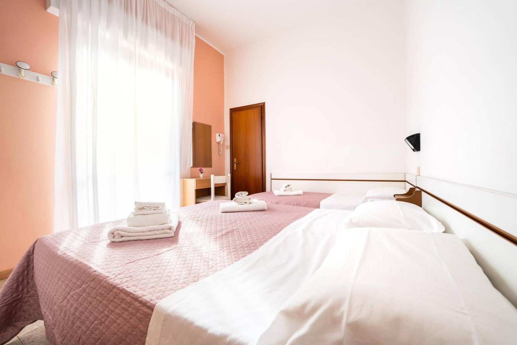 Hotel Lea Completa