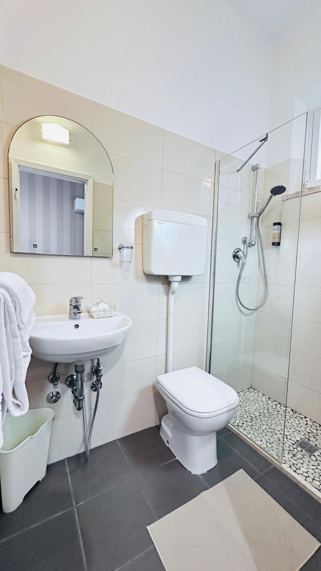Hotel Perazzini 2*