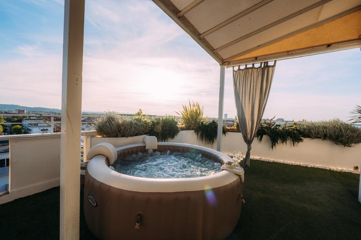 Luxury - Attico Frontemare Rimini