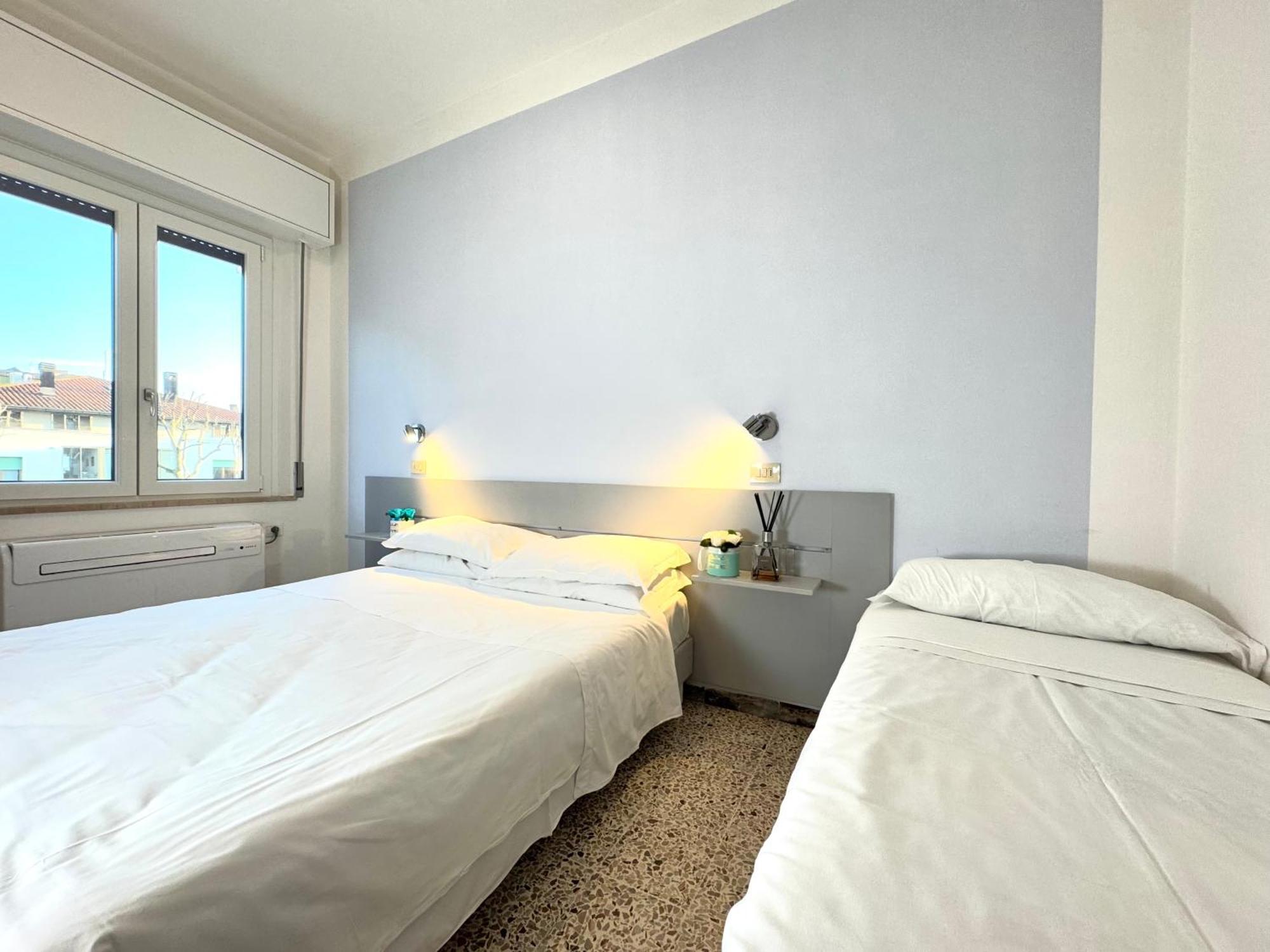 Hotel The Sea - 3 Minuti Dalla Rimini