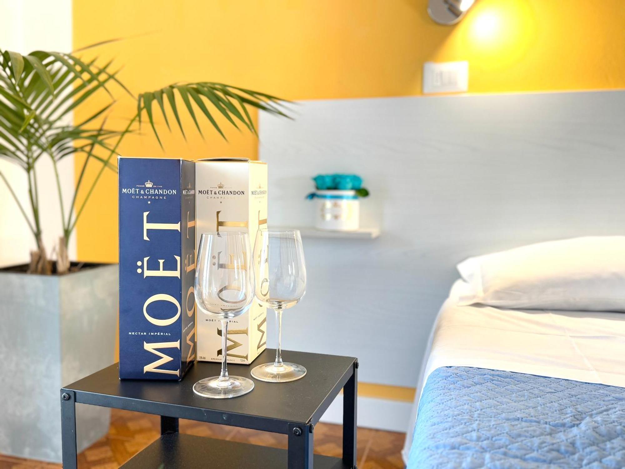 The Sea - 3 Minuti Dalla Hotel 2*