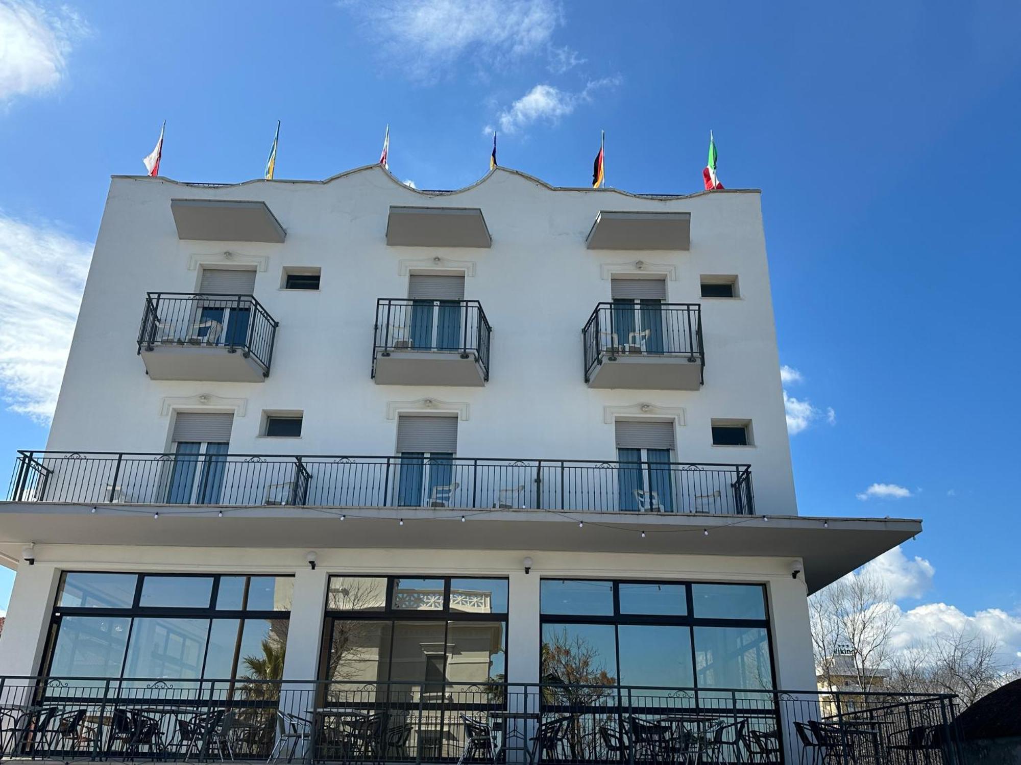 Alcazar 3* Rimini