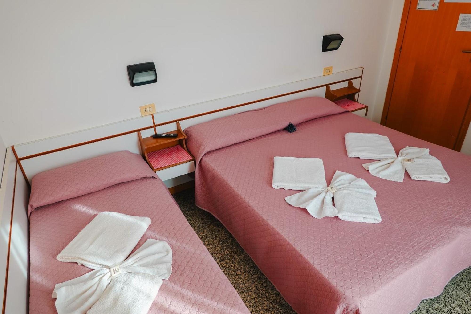 Lea Completa Hotel 2*