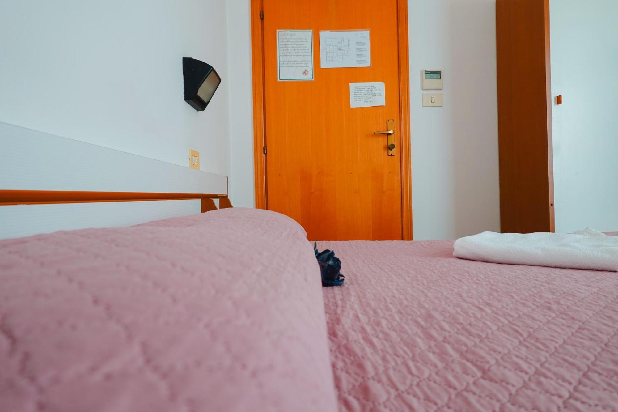 Hotel Lea Completa