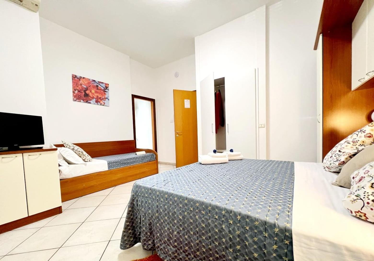 Aparthotel I Girasoli 3*