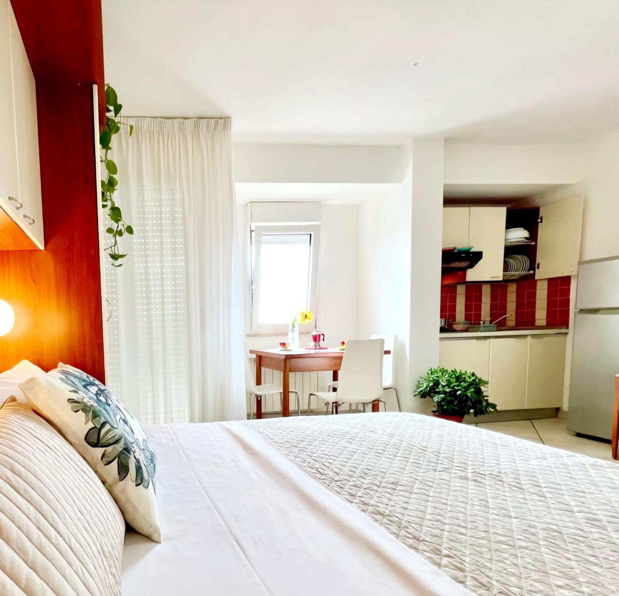 Aparthotel I Girasoli 3*