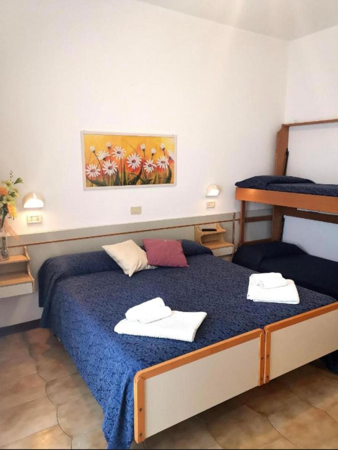 Roby Guest house