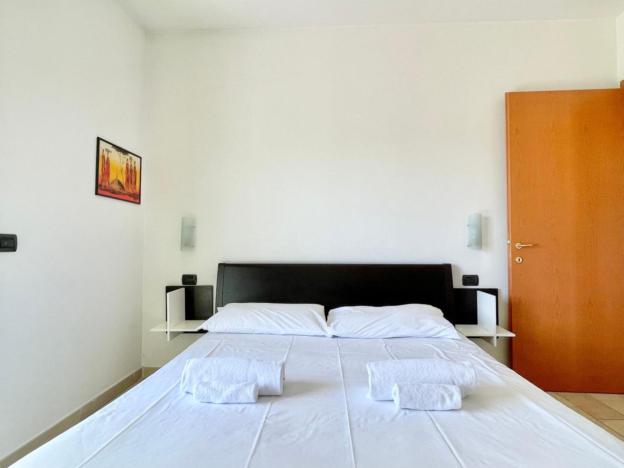 Bilocale Con Terrazzo E Parcheggio - Alba Blu *