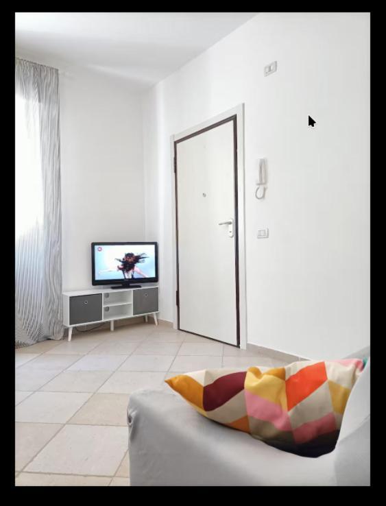 Casa A A 100 Mt Dal Mare Due E Due Bagni Cucina E Salotto Apartment