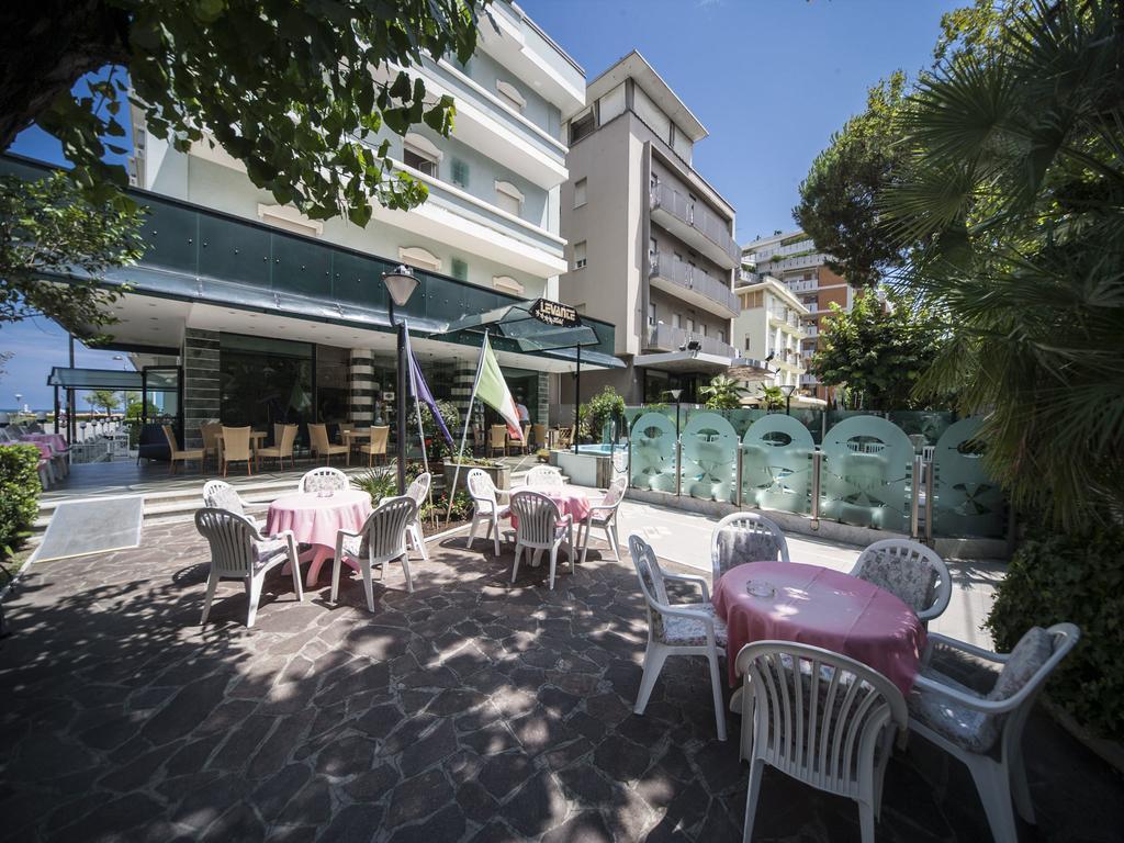Levante Hotel
