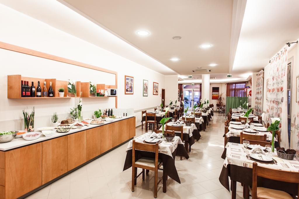 Gaia Hotel 2*