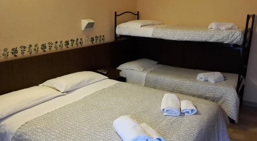 Annetta Hotel 3*