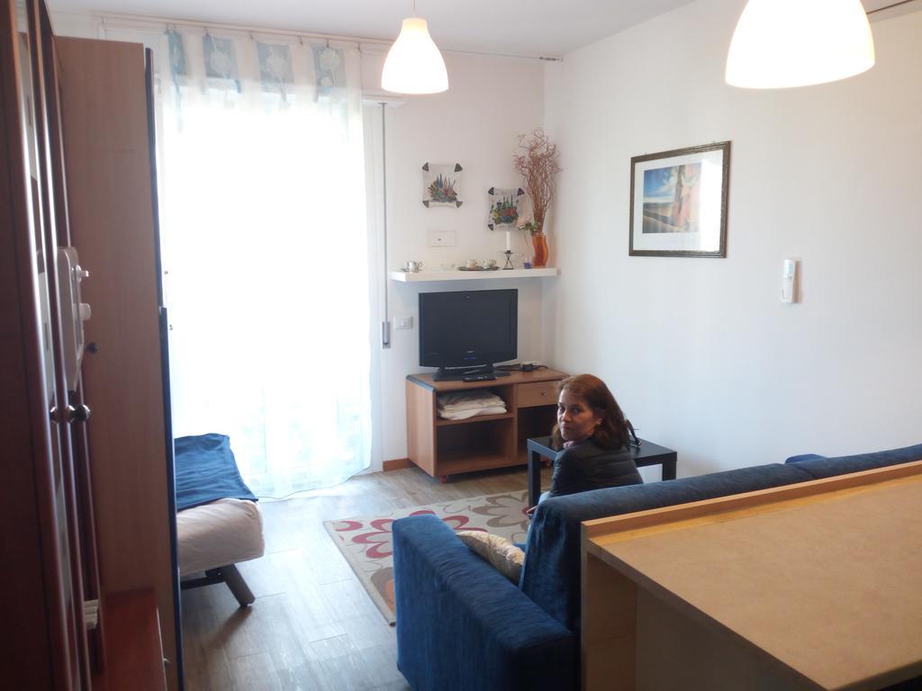 Apartment America