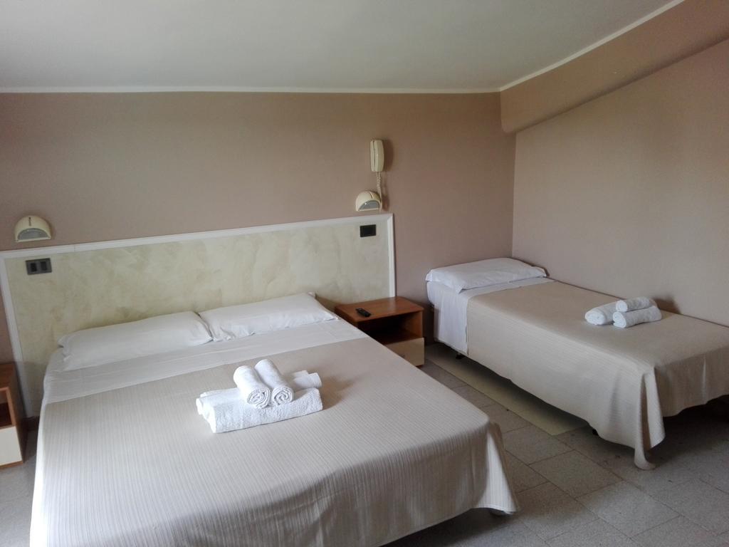 Hotel Mon Reve 3*