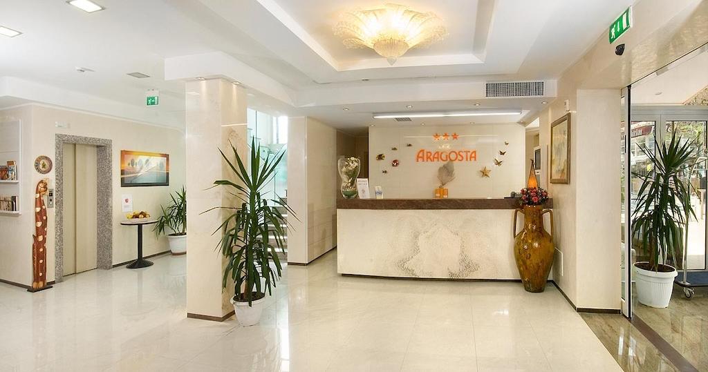 Hotel Aragosta 3*