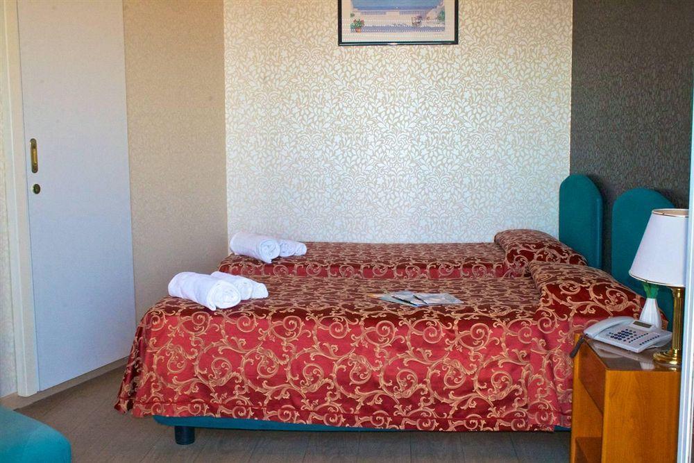 Hotel Kursaal 3*