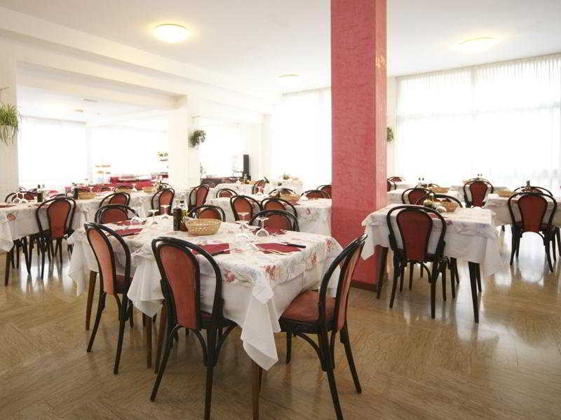 Bamby Hotel 3*