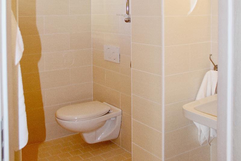 Lagomaggio Hotel *