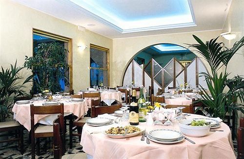 Hotel Fra I Pini