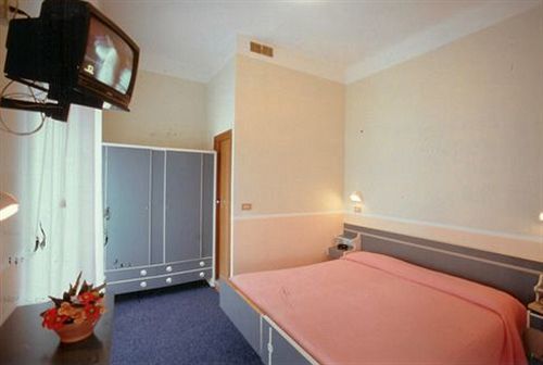 Riviera Hotel