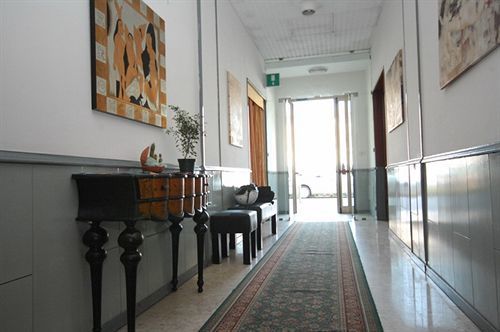 Riviera Hotel