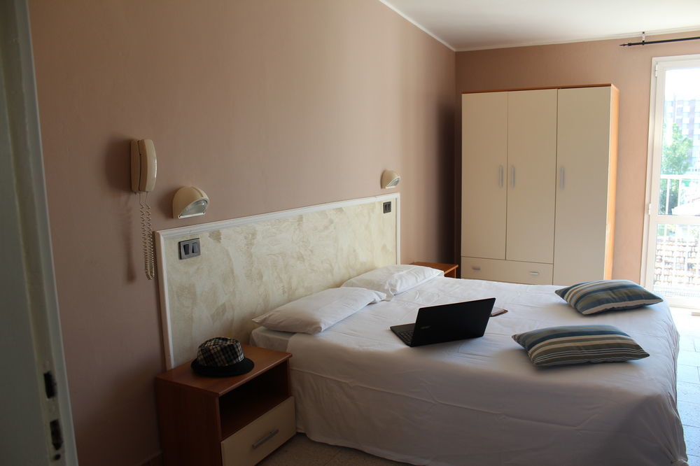 Hotel Hotel Mon Reve 3*