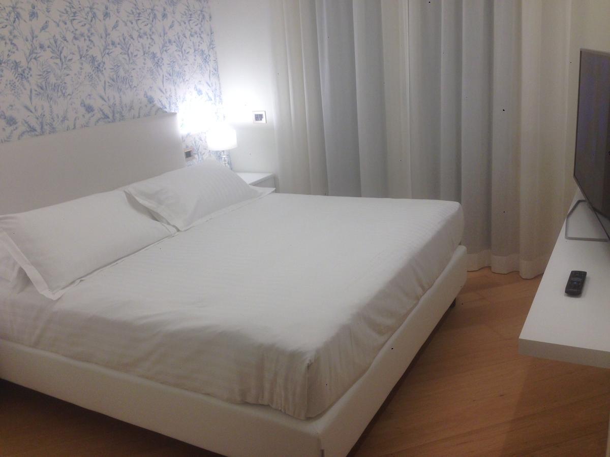Apartment Embassy 2*