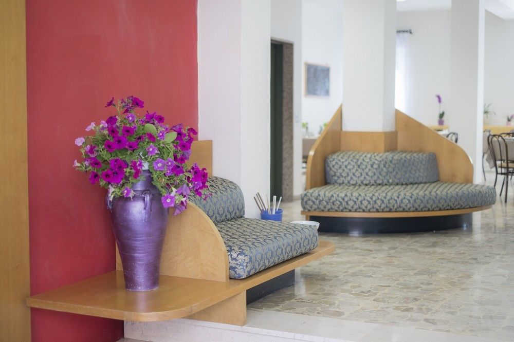 Hotel T 3*